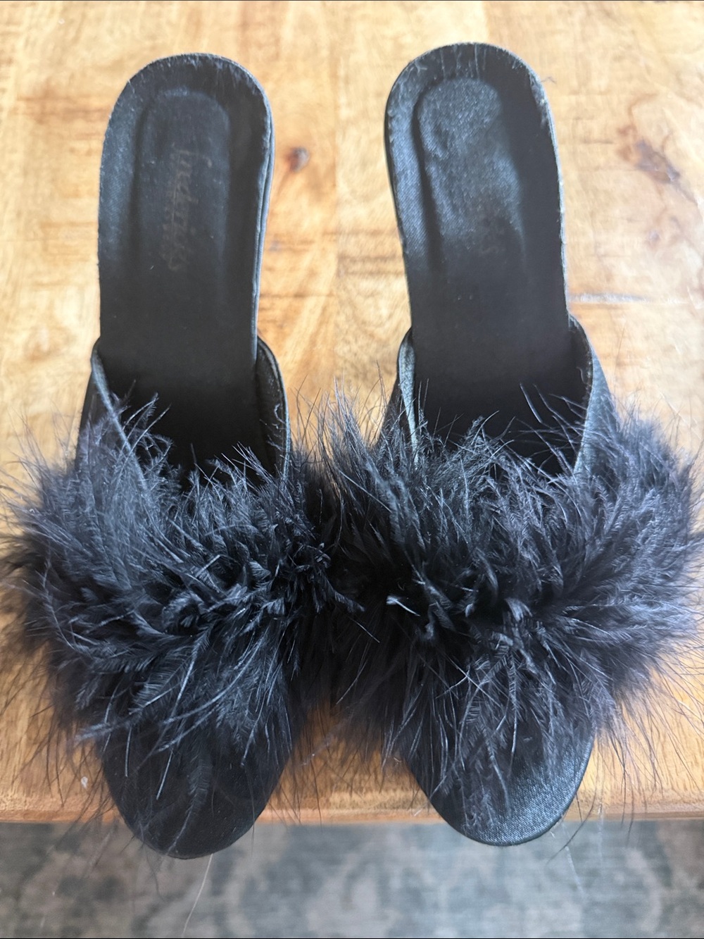 Frederick's of Hollywood Black Feather Slide Mules